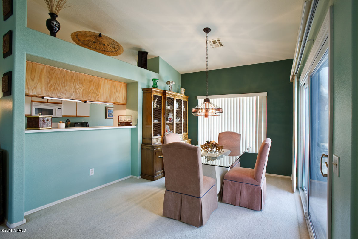 14845 West Merrell Street Goodyear, AZ 85395 - Photo 5 of 13 Dining room