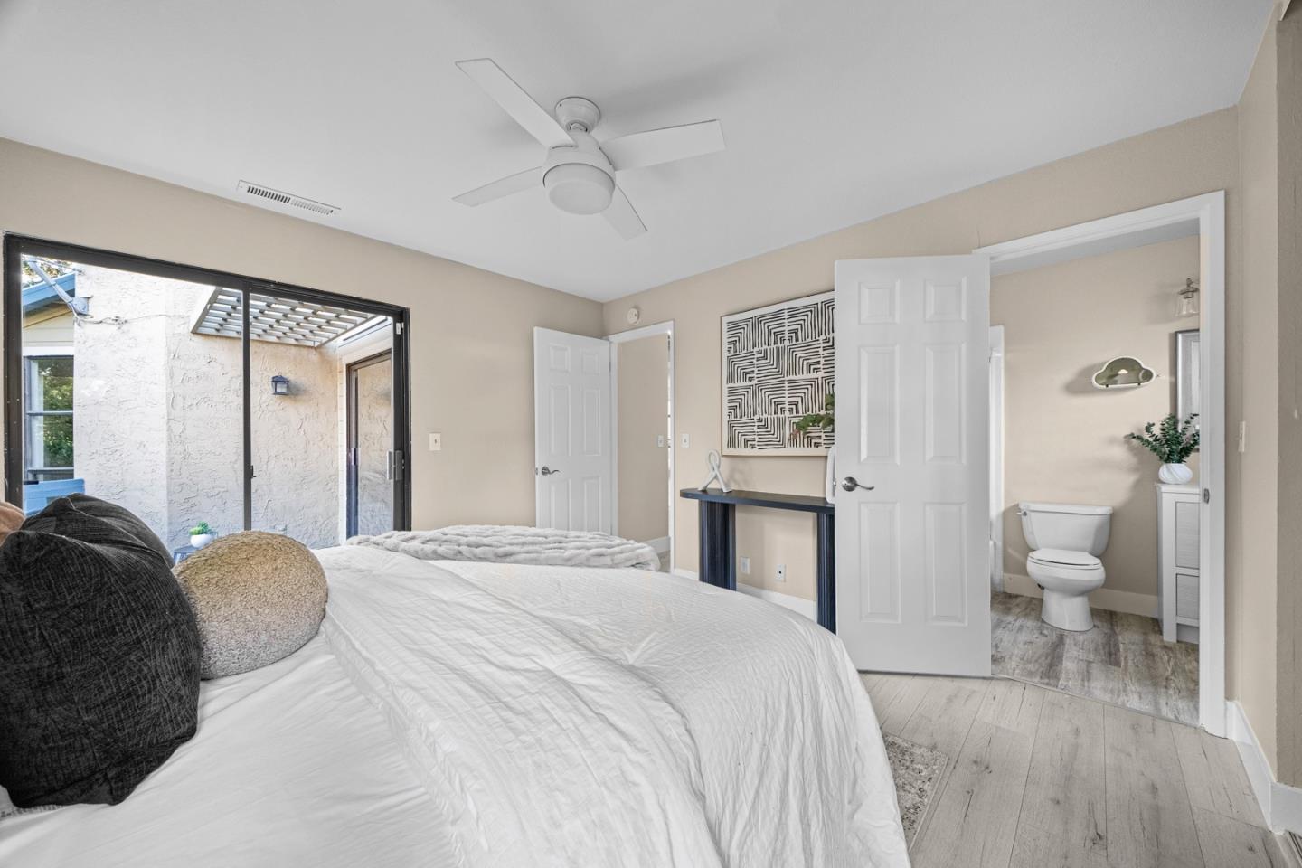966 Silicon Drive San Jose, CA 95126 - Photo 13 of 31 a spacious bedroom with a bed and a view of bathroom