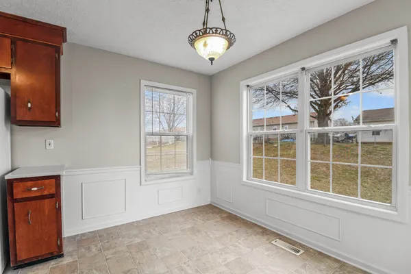 $1,425 | 3437 Kingfisher Drive, Clarksville, TN 37042