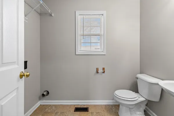 $1,425 | 3437 Kingfisher Drive, Clarksville, TN 37042