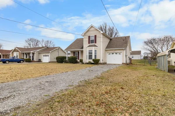 $1,425 | 3437 Kingfisher Drive, Clarksville, TN 37042