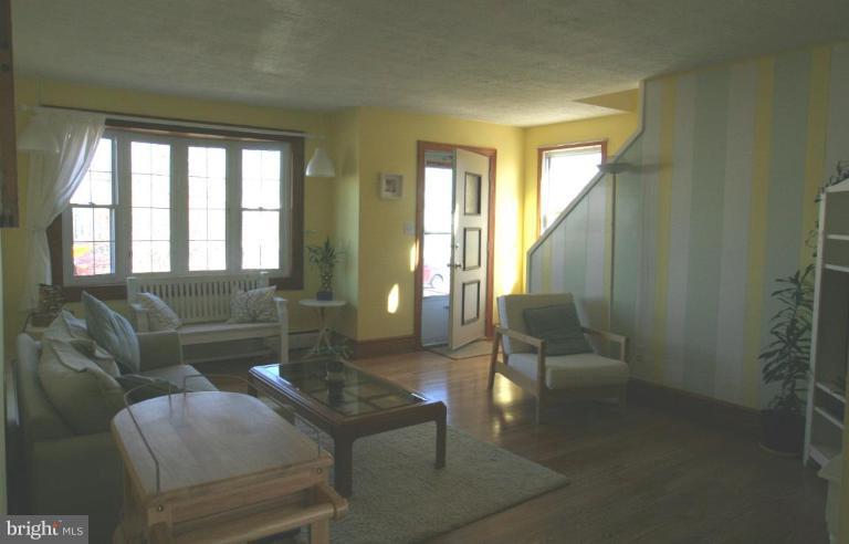 1211 Berk Avenue Rosedale, MD 21237 - Photo 11 of 15 Another Living Room angle