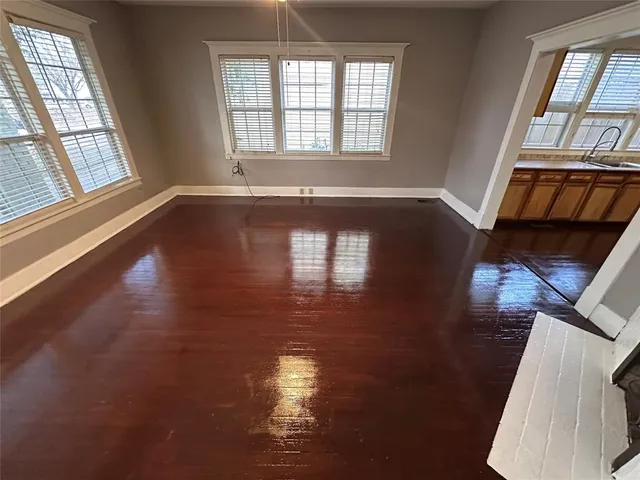 $2,050 | 5614 Columbia Avenue, Dallas, TX 75214