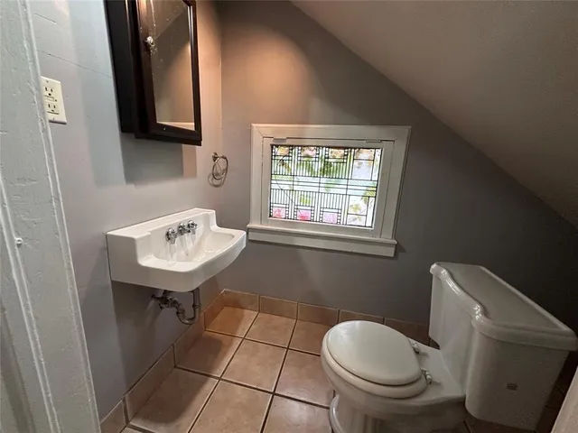 $2,050 | 5614 Columbia Avenue, Dallas, TX 75214