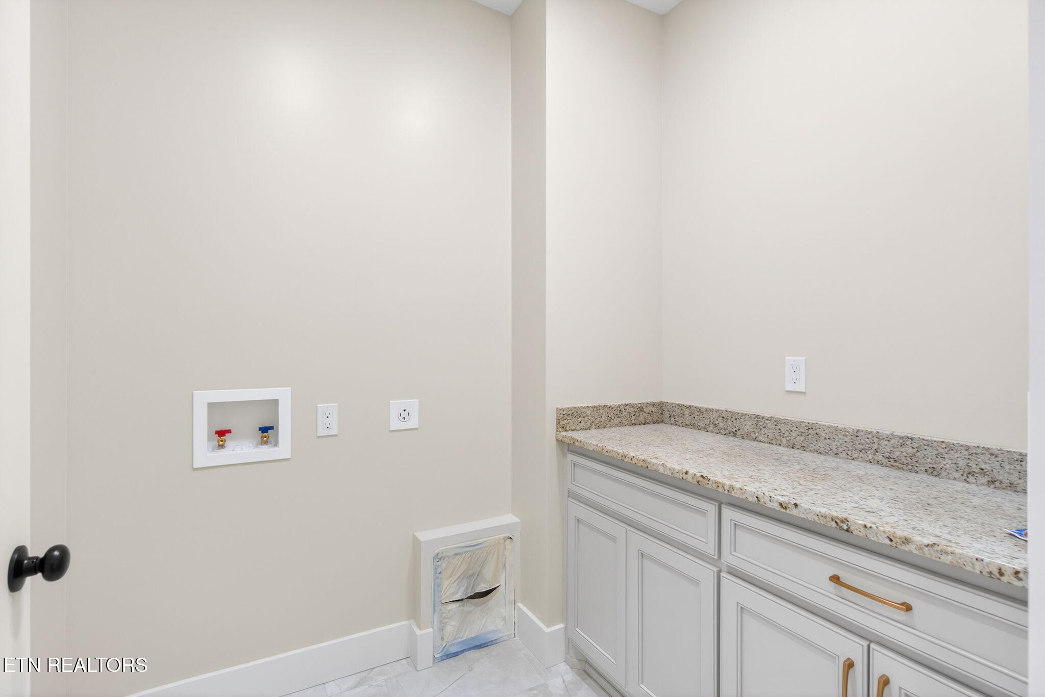770 Estate Loop Trail Crossville, TN 38555 - Photo 22 of 24 22-web-or-mls-770 Estate Loop Trail_22