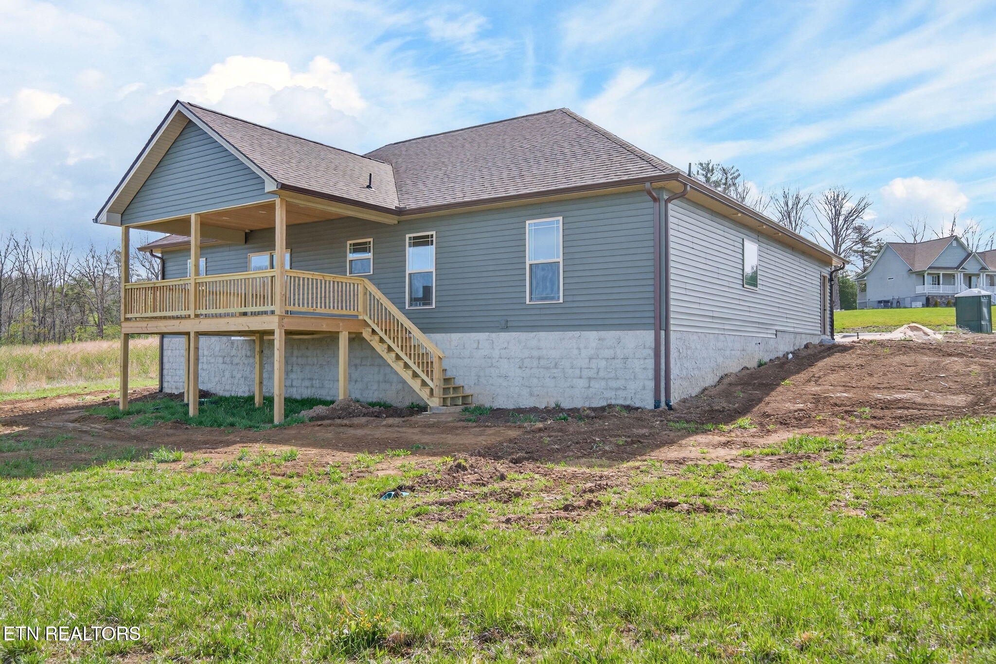770 Estate Loop Trail Crossville, TN 38555 - Photo 3 of 24 3-web-or-mls-770 Estate Loop Trail_3
