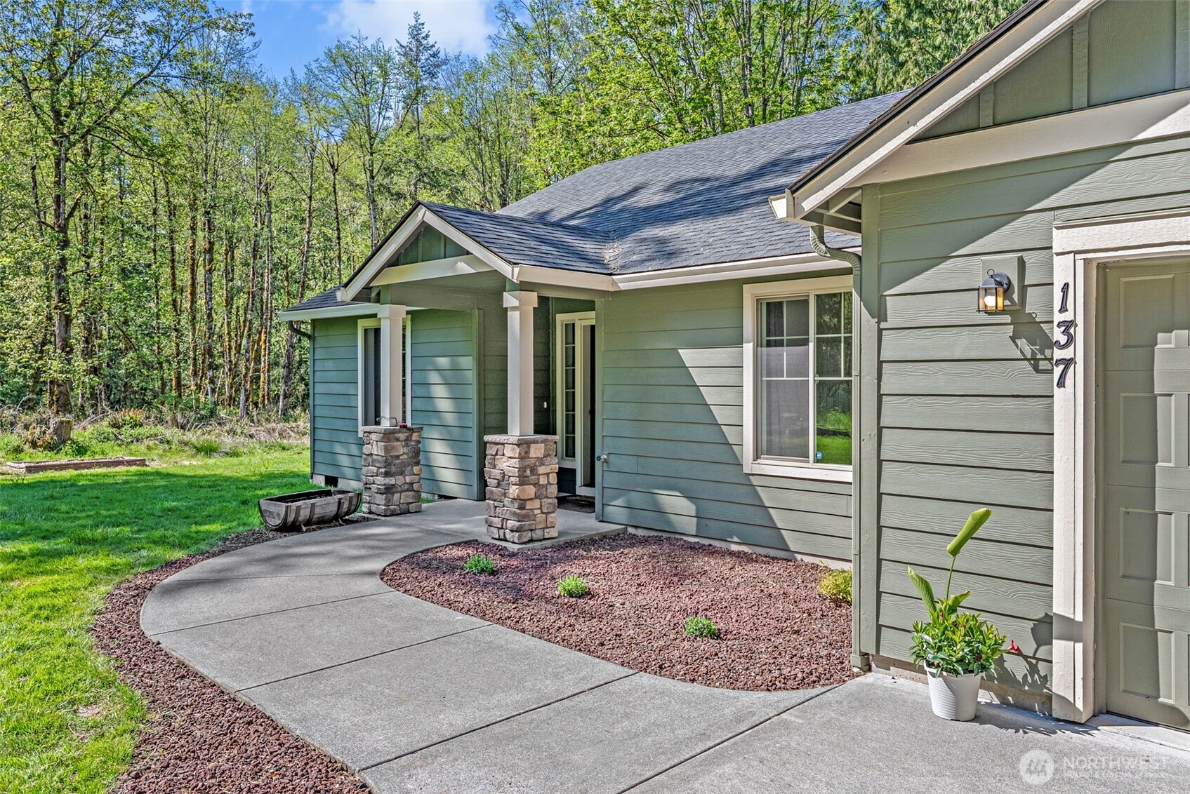 137 Cornell Road Toutle, WA 98649 - Photo 3 of 30