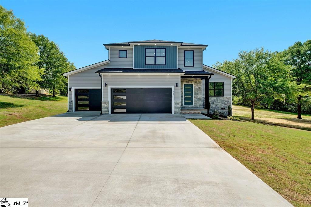 194 Barnett Road Campobello, SC 29322 - Photo 1 of 28