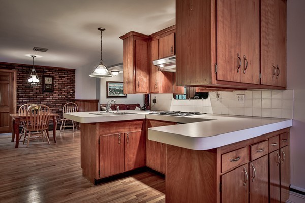 14 Ware Road Winchester, MA 01890 - Photo 6 of 28 Gallery Image 6