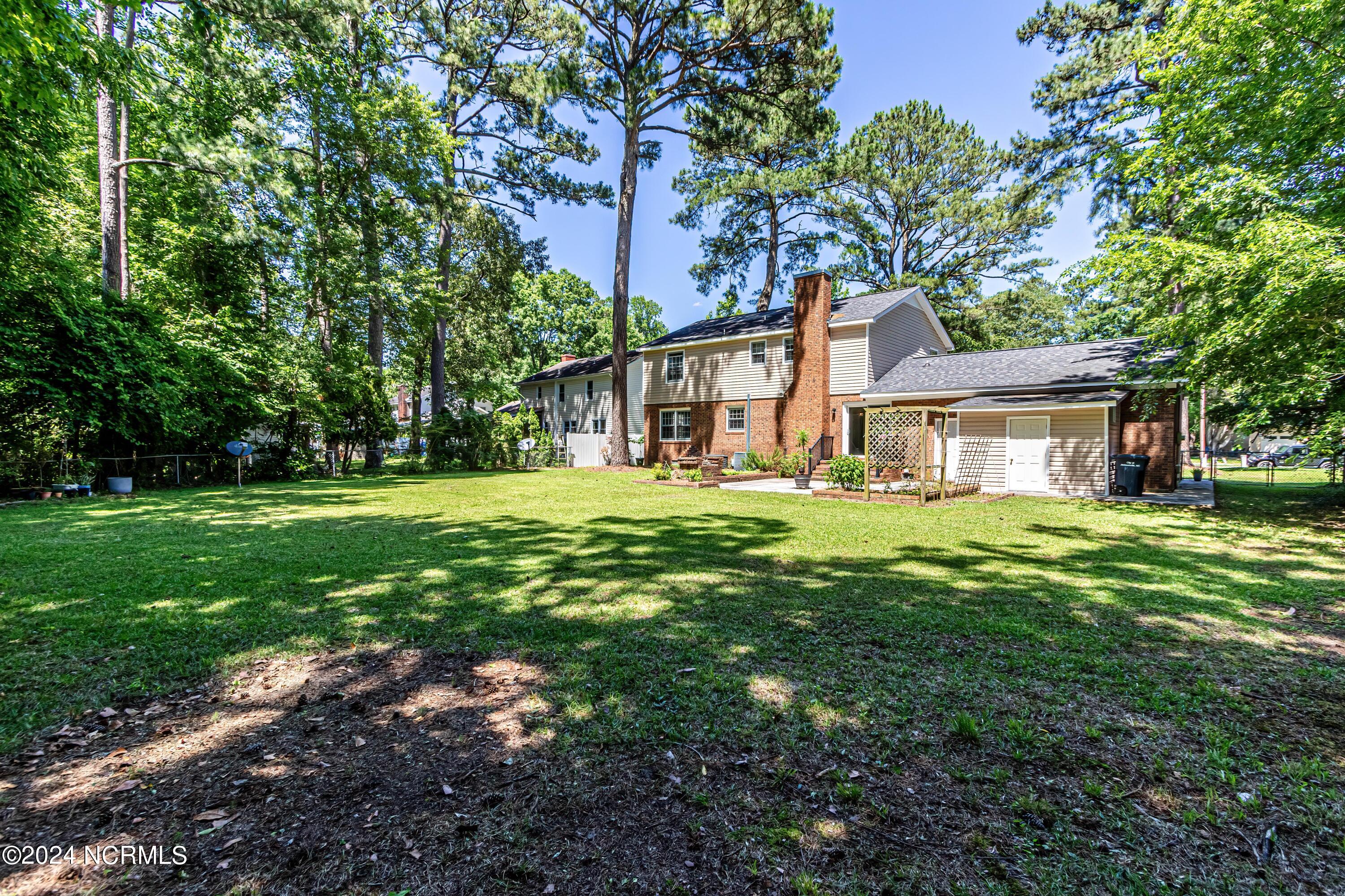 215 Nottingham Road Jacksonville, NC 28546 - Photo 46 of 51 Nottingham (44 of 51)