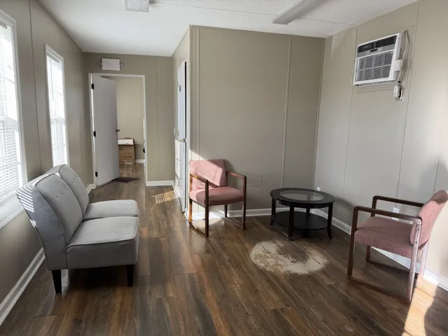 $2,950 | 215 North Broadway, Portland, TN 37148