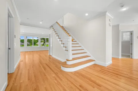 $4,395,000 | 129 Shore Drive West, Mashpee, MA 02649