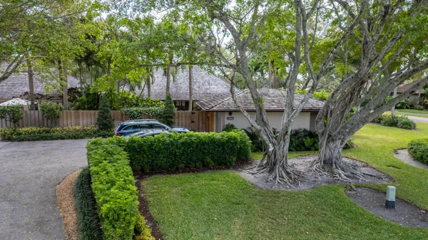 $1,399,000 | 11669 Wimbledon Circle, Wellington, FL 33414