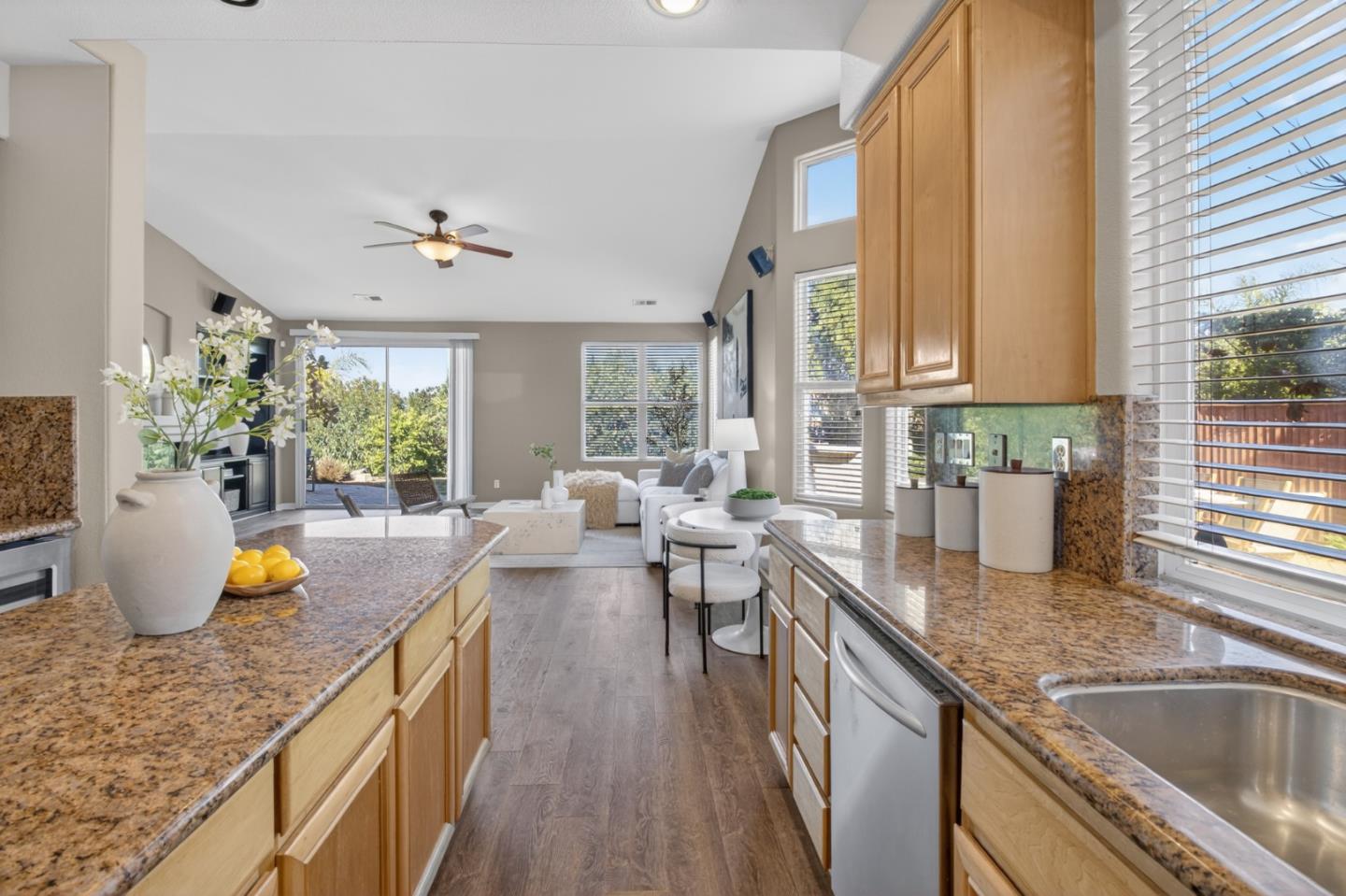 1280 Quail Ridge Way Hollister, CA 95023 - Photo 18 of 59 Gallery Image 18
