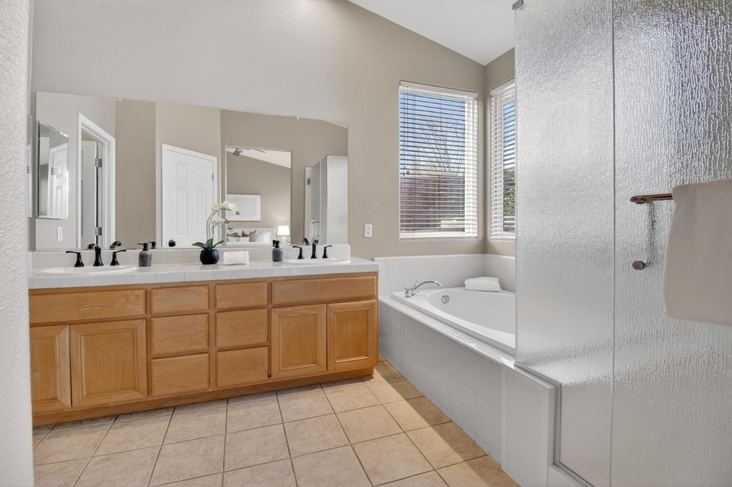 1280 Quail Ridge Way Hollister, CA 95023 - Photo 31 of 59 Gallery Image 31