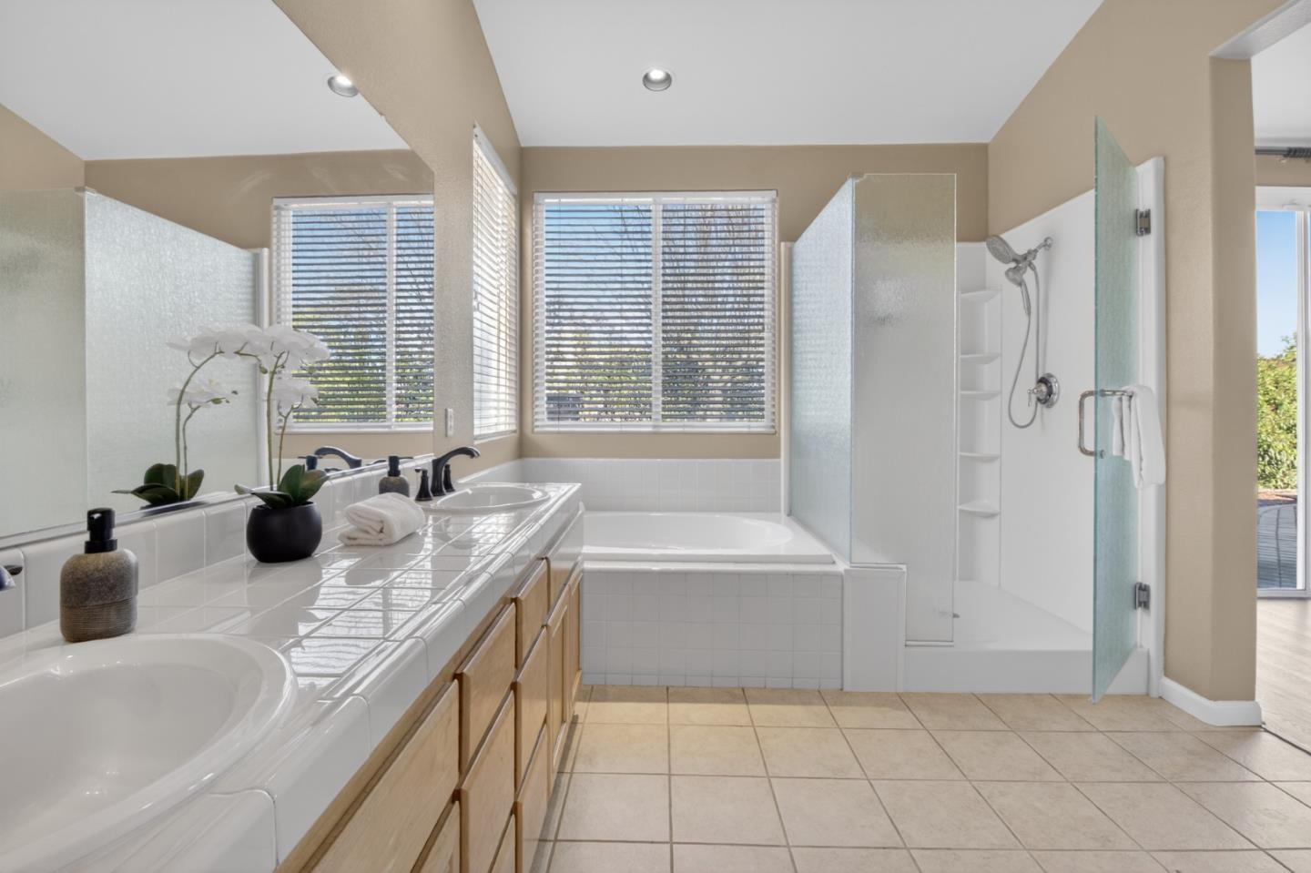 1280 Quail Ridge Way Hollister, CA 95023 - Photo 33 of 59 Gallery Image 33