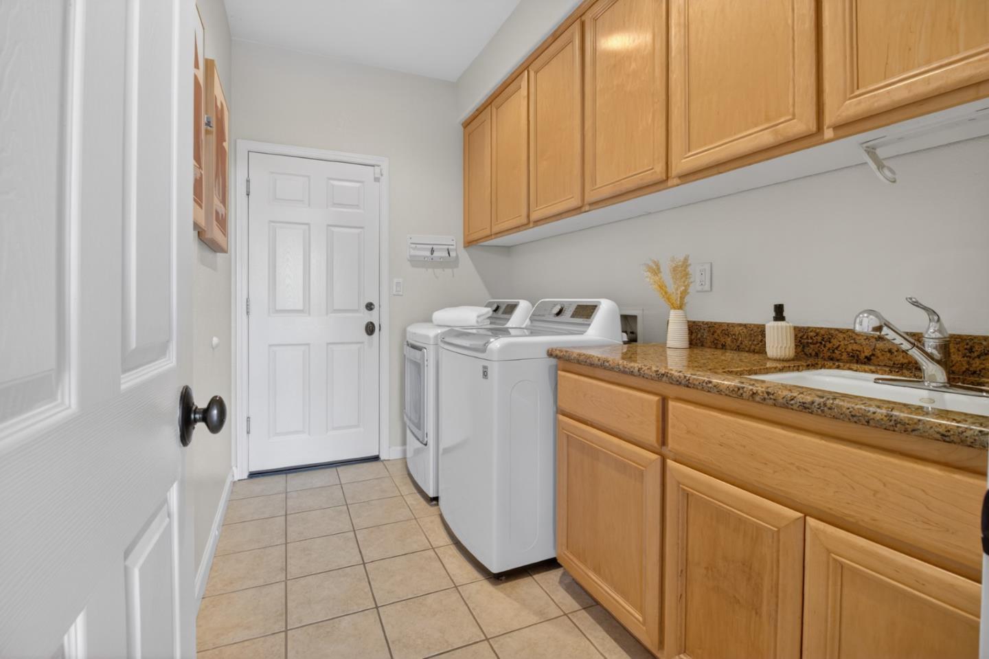 1280 Quail Ridge Way Hollister, CA 95023 - Photo 55 of 59 Gallery Image 55