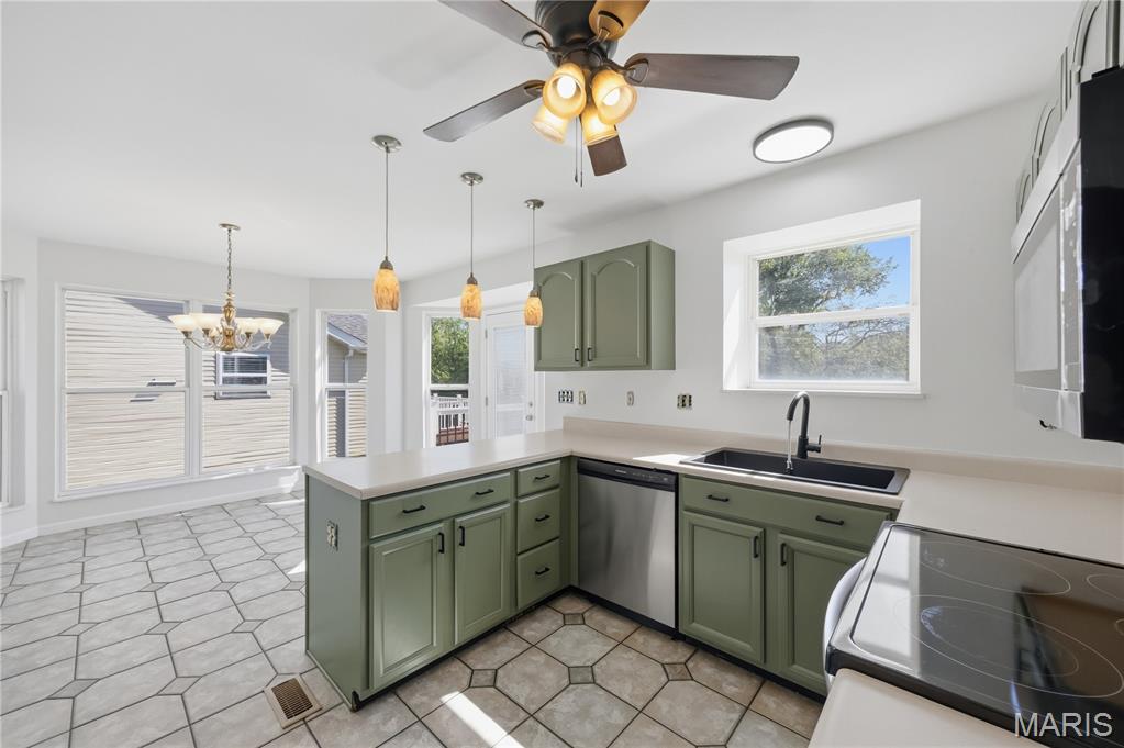 4420 Raven Point High Ridge, MO 63049 - Photo 11 of 45 Gallery Image 11