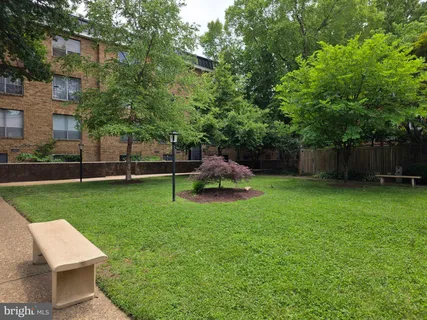 $879,900 | 712 6th Street Southwest, Washington, DC 20024