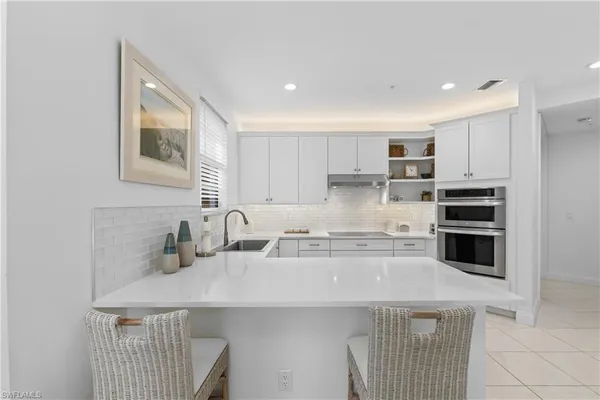 $10,000 | 193 Colonade Circle, Unit 1506, Naples, FL 34103