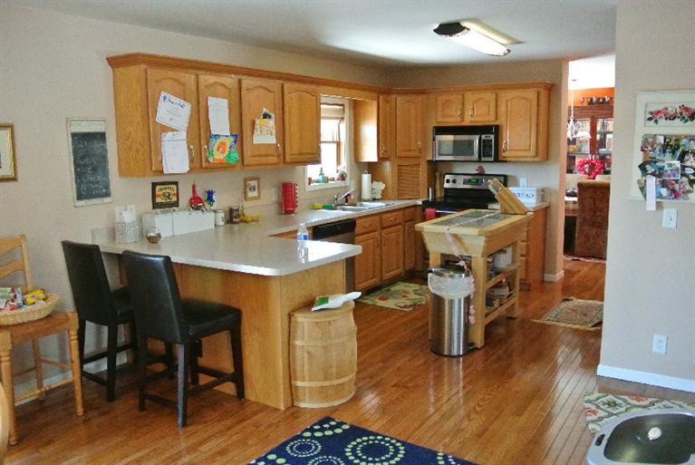 6456 Hartland Road Fenton, MI 48430 - Photo 8 of 25 Photo 8
