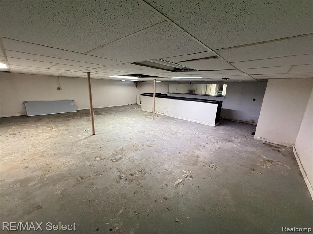3040 West Hill Road Flint, MI 48507 - Photo 15 of 24