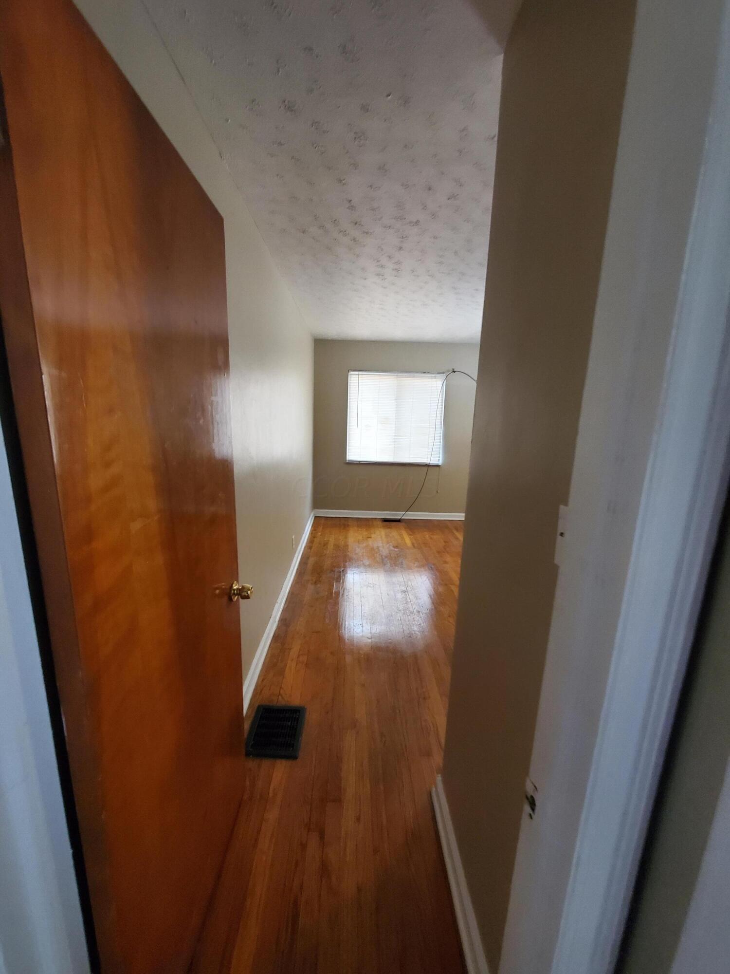 688-690 South James Road Columbus, OH 43213 - Photo 22 of 56 20240207_130725