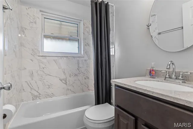 $199,900 | 2917 Raw Wind Drive, High Ridge, MO 63049