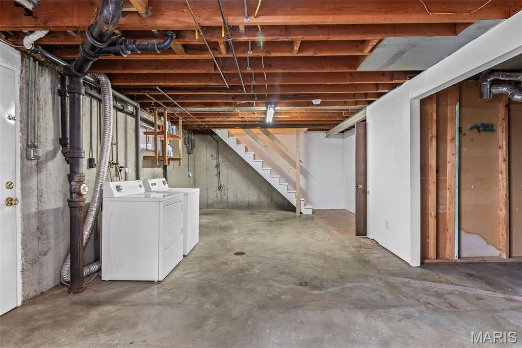 2917 Raw Wind Drive High Ridge, MO 63049 - Photo 25 of 36