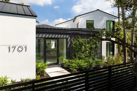 $8,900,000 | 1701 Micanopy Avenue, Coconut Grove, FL 33133