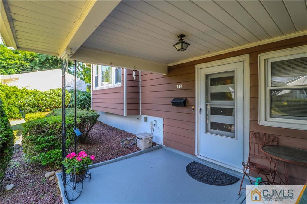 38 Rieder Road Edison, NJ 08817 - Photo 2 of 22 Gallery Image 2