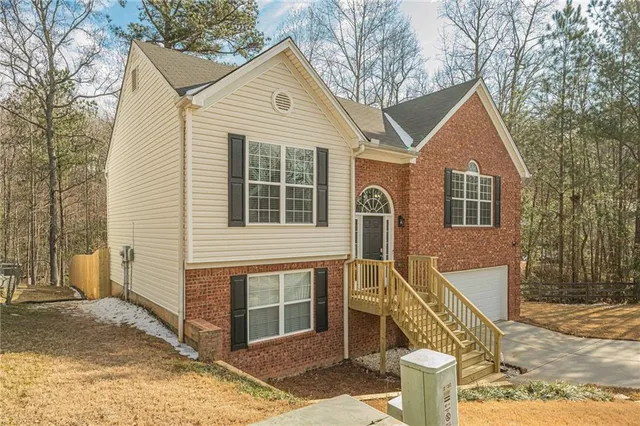 $379,900 | 2140 Mina Ln Drive Northeast, Buford, GA 30518
