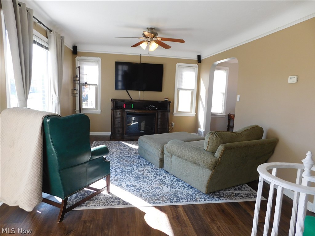 7702 Ackley Road Parma, OH 44129 - Photo 2 of 17 Gallery Image 2