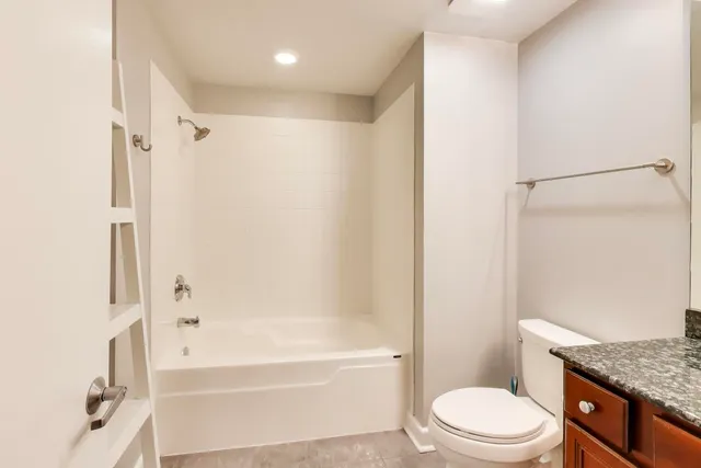 $389,000 | 1305 South Michigan Avenue, Unit 1606, Chicago, IL 60605