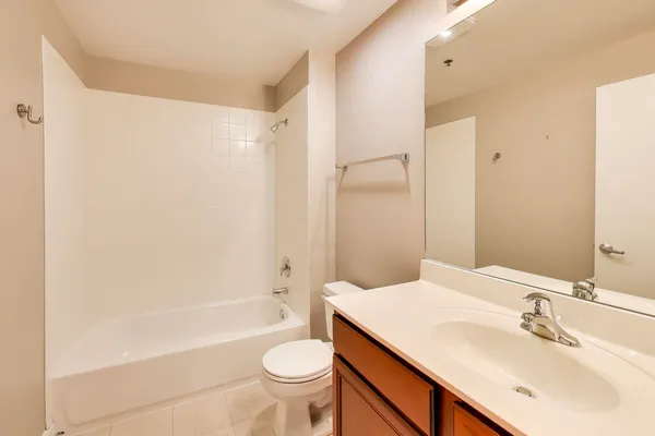 $379,900 | 1305 South Michigan Avenue, Unit 1606, Chicago, IL 60605