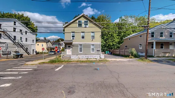 $685,000 | 31 William Street, Danbury, CT 06810