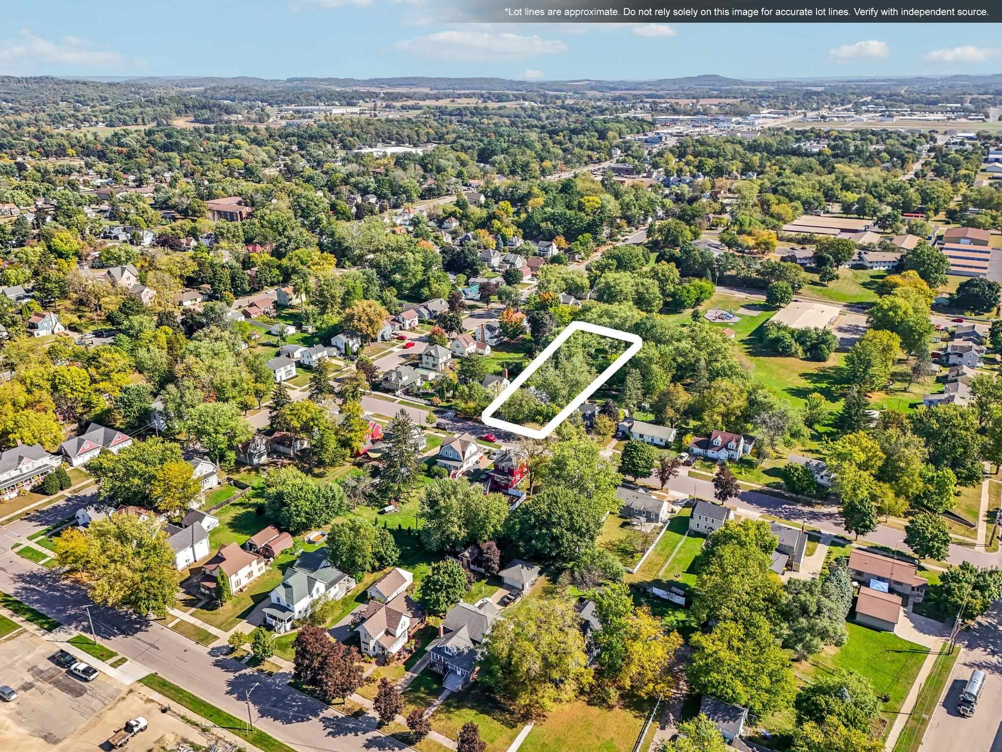 325 Warren Avenue Reedsburg, WI 53959 - Photo 68 of 75