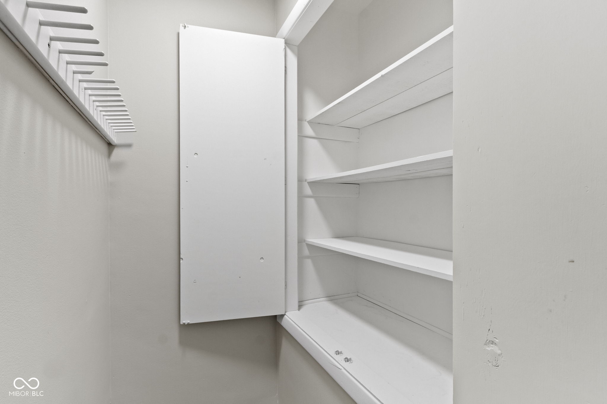 305 Bixler Road Indianapolis, IN 46227 - Photo 17 of 31