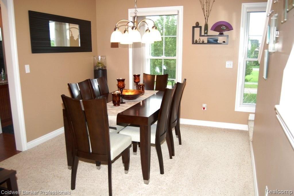 45870 South Stonewood Road Canton, MI 48187 - Photo 17 of 25 Dining Room
