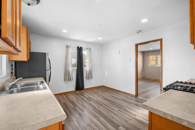 $280,000 | 18945 West Old Plank Road, Grayslake, IL 60030