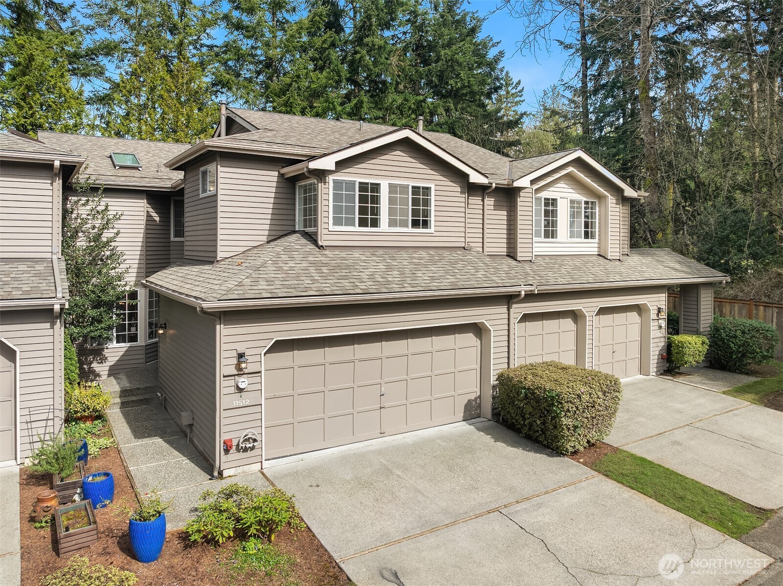 11512 Northeast 115th Court Kirkland, WA 98033 - Photo 30 of 34