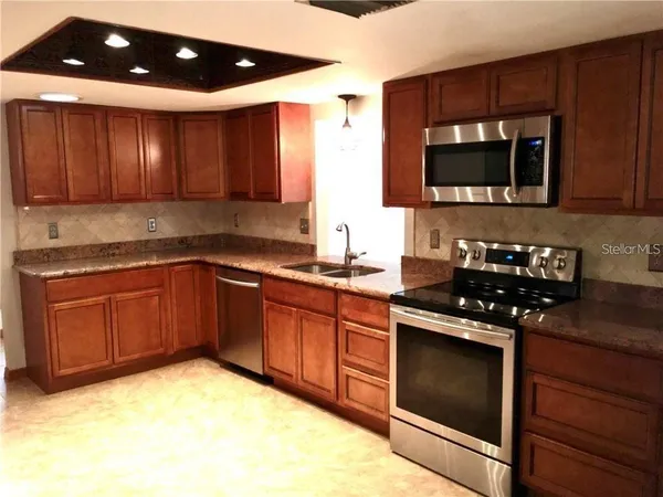 $320,000 | 201 Frosti Way, Eustis, FL 32726