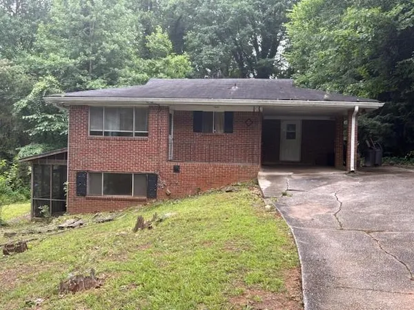 $2,300 | 4994 Velva Court Northwest, Lilburn, GA 30047