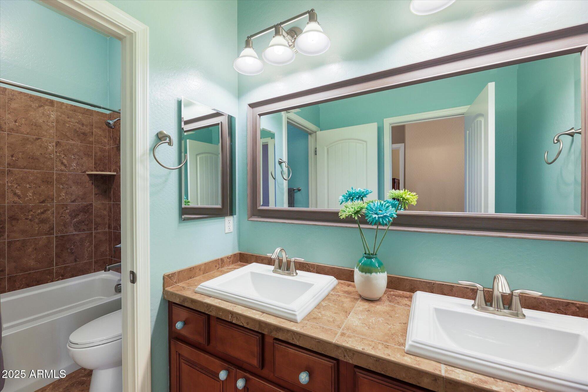 5713 East Sleepy Ranch Road Cave Creek, AZ 85331 - Photo 13 of 26 Guest bathroom
