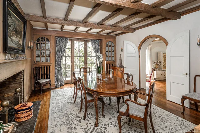 $1,695,000 | 80 Hereford Road, Bronxville, NY 10708