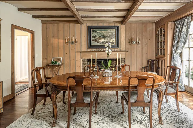 $1,695,000 | 80 Hereford Road, Bronxville, NY 10708