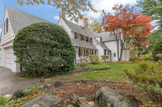 $1,695,000 | 80 Hereford Road, Bronxville, NY 10708