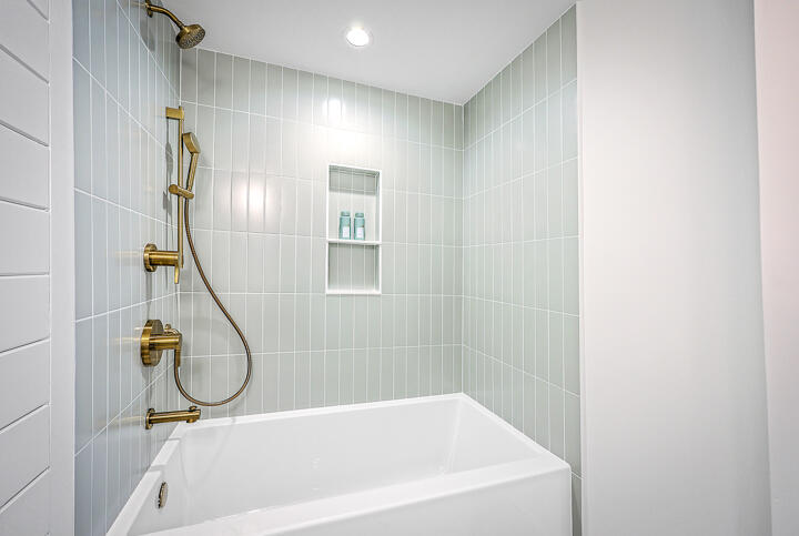 9 F Street Charleston, SC 29403 - Photo 18 of 20 32 F Street-18