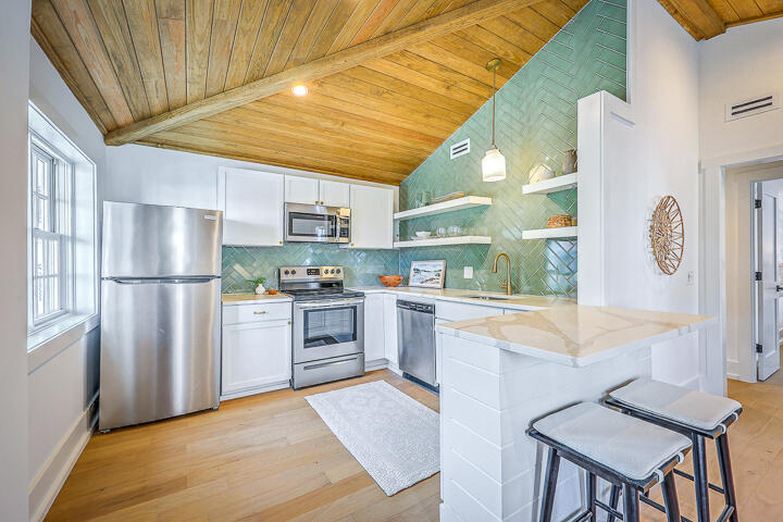 9 F Street Charleston, SC 29403 - Photo 9 of 20 32 F Street-09