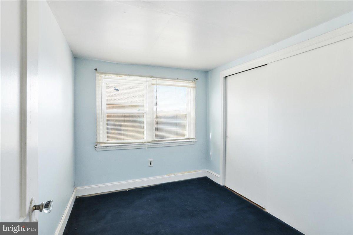 966 Upper Gulph Road Wayne, PA 19087 - Photo 12 of 23 an empty room with a window